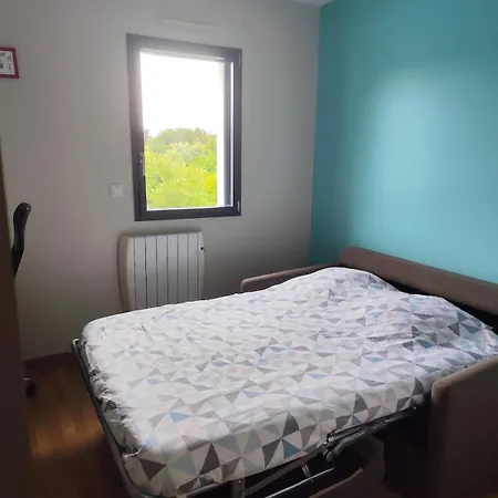 House 6 People With Jacuzzi St Marc Sur 44